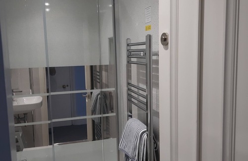 Poole Casa | South Rising Guest House