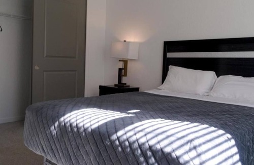 LoDo Apartamento | South River Residences
