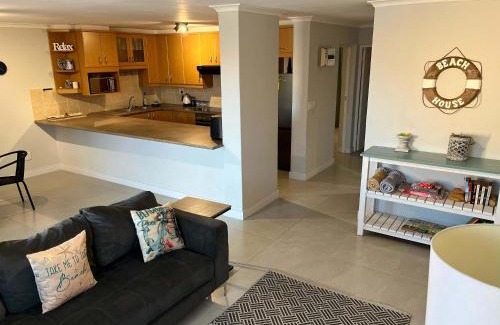 Fish Hoek Apartamento | South Shore Stay - Family-Friendly Stay by the Sea
