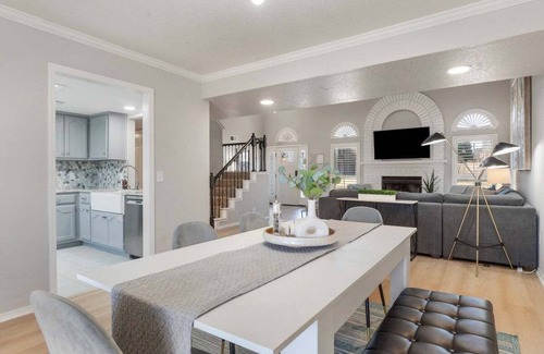South Tulsa Casa | South Tulsa Splash W/Pool & Hot Tub