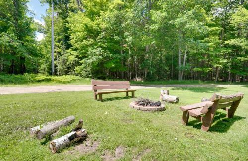 Conover Casa | South Twin Lake Cabin with Dock, Steps to Water