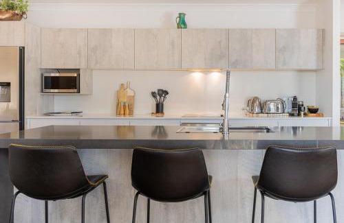 South West Rocks Casa | South West Rocks Waterfront Cottage