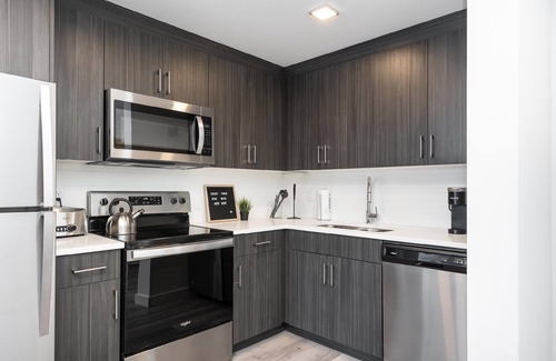 Fort Gary Apartamento | South Wpg Close to UM Modern Chic + 1 Bdr+ Parking (106-30)