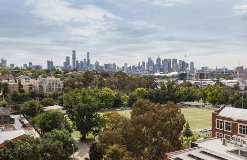 South Yarra Apartamento | South Yarra Serenity on Chapel St with City Views