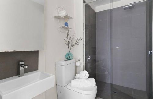 South Yarra Apartamento | South Yarra Tranquil 2BR Abode