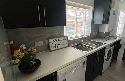 Southampton Casa | Southampton Shamsher Court - 5 modern double size bedroom, 3 with ensuites.