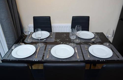 Southampton Casa | Southampton West With Workspace And Fast Internet