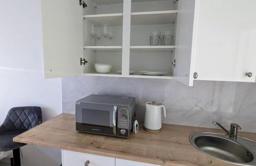 Southend-on-Sea Apartamento | Southend Airport Ground Floor Studio, with parking
