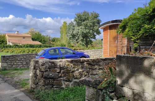 Brujas Apartamento | Southern Ardèche Cevennes, estudio en el habitante independiente, típico e intimista.