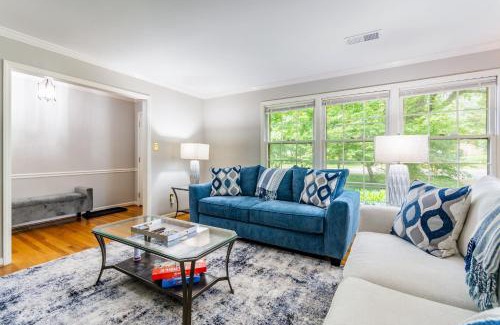 Greensboro Casa | Southern Charm 2BR Greensboro Nest