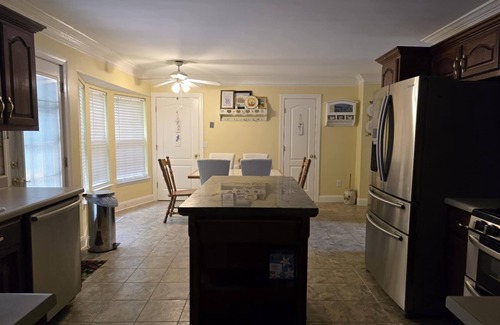 Pinson Casa | Southern Charm Cottage - Peaceful 4 BR By The Creekside!