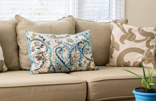 Franklin Cabaña | Southern Charm cottage- CENTRO / patio sombreado cercado!