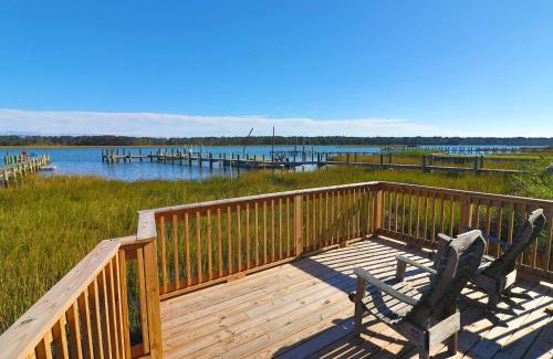 Piney Island Casa | Southern Exposure - Waterfront with boat dock!