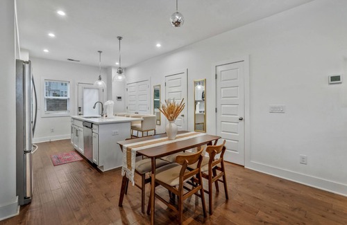 Madison Casa | "Southern Harmony" #23 -Sleeps 4