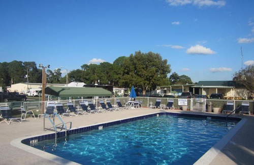 Eustis Complejo | Southern Palms Park Model 4