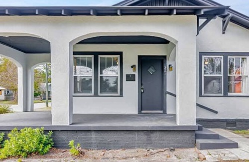 Midtown Casa | Southern Serenity-3br w Fenced Yard