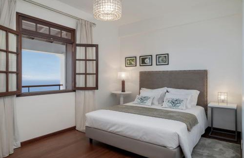Calheta Casa | Southern Sunny House by An Island Apart