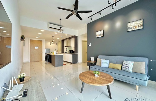 Central District Condominio | Southkey Mosaic Mid Valley by Stayrene