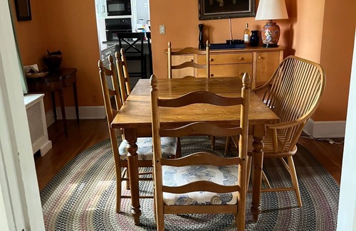 Southport Casa | Southport Charm! Steps away from town!