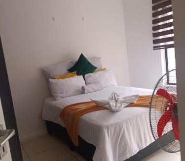 Greater Johannesburg Metropolitan Area Apartamento | Southside Nest