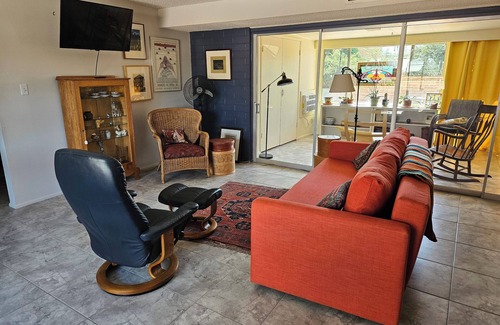 Green Valley Casa | Southwest Adobe in charming old time traditional southwest community.