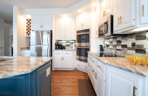 Honeoye Casa | Southwest Shores Chateau: Lakeside Family Getaway!