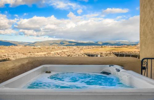 Ranchos De Taos Casa | Southwest Stunner