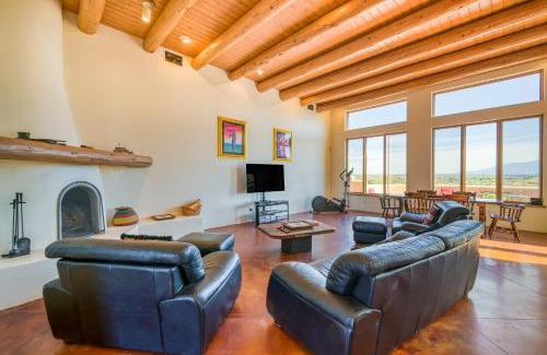 Ranchos De Taos Casa | Southwest Stunner