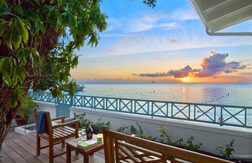 Mullins Beach Casa | Southwinds Beach House is a 3 bedroom with exquisite sea views