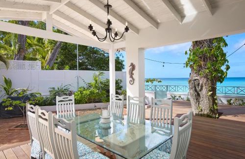 Mullins Beach Casa | Southwinds Beach House is a 3 bedroom with exquisite sea views