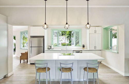 Mullins Beach Casa | Southwinds Beach House is a 3 Bedroom With Exquisite sea Views