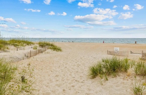 Morehead City Apartamento | Southwinds, Unit H13