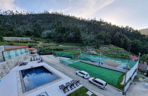 Guilhofrei Casa | Souto do Monte House-T4"Bourgeois"10adults+4to12years