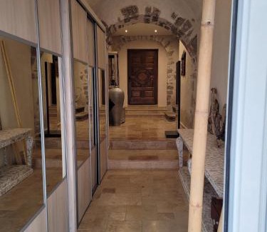 Hyeres City Centre Apartamento | Souvenirs d'hier