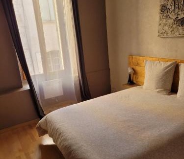 Hyeres City Centre Apartamento | Souvenirs d'hier