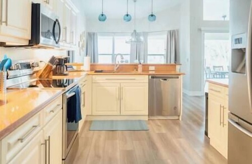 Crown Pointe Casa | Sovanita House Naples, FL with private heated pool