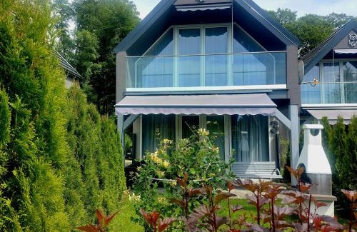 Lubiatowo Casa | Sowi Kąt - Domki z Baliami oraz Tradycyjne
