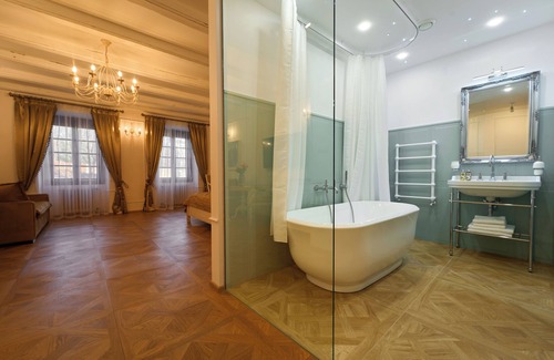 Hradcany Hotel | SPA BEERLAND CHATEAUX - At Golden pear