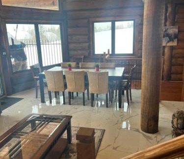 Notre-Dame-Auxiliatrice-de-Buckland Chalet De Esquí | Spa & Comfort - Chalet des Originaux