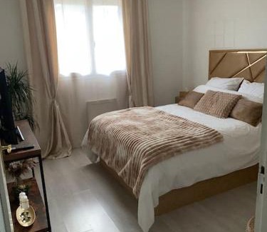Morieres-les-Avignon Apartamento | SPA jardin privé T3 indépendant dans Villa
