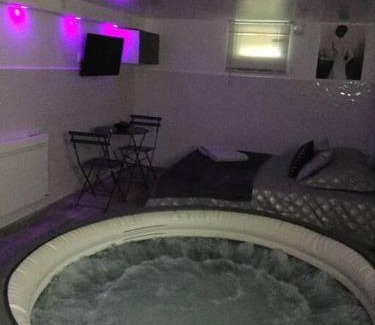 Saint-Germain-les-Corbeil Apartamento | SPA L'angelus