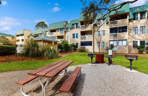 Palmetto Dunes Villa | Spa on Port Royal Sound 1123