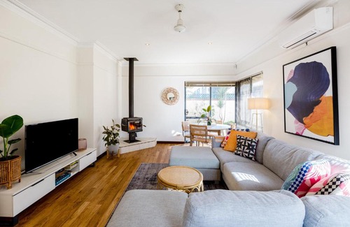 Margaret River Casa | Spa Villa715 MargaretRiver Town