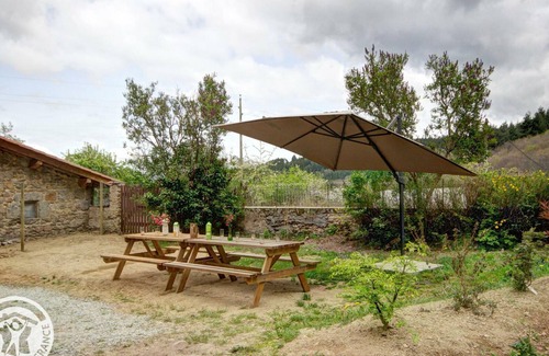 Saint-Didier-sur-Rochefort Cabaña | Casa rural renovada: 6 habitaciones, terraza y jardín en Saint-Didier-sur-Rochefort