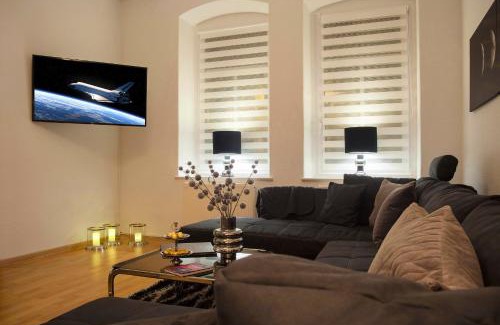 Gera Apartamento | SPACE AGE Design-Luxus-Apartment, Terrasse, Zentral