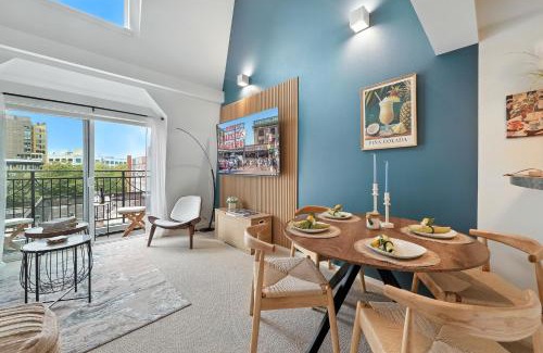 Belltown Apartamento | Space Needle Views from Living room & Walk to Everything