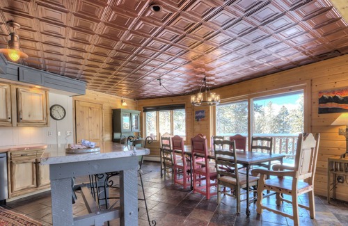Woodmoor Cabina | Space Wrangler Lodge ~ Un refugio de montaña de lujo