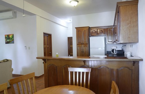 Sittee River Villa | Nivel espaciosa planta ranchero, con fácil acceso a la piscina y al océano