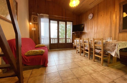 Praz-sur-Arly Apartamento | Spacieux 2P+Cabine Mezzanine à Praz-Sur-Arly - 8 pers, Proche Commodités, Vue Mont Charvin - FR-1-603-37