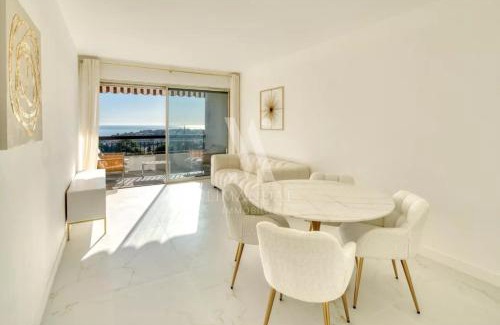 Roquebrune-Cap-Martin Apartamento | Spacieux 3 pièces rénové avec terrasse et vue mer entre Monaco et Menton